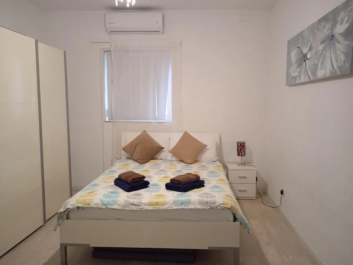 University Area Msida Apartment